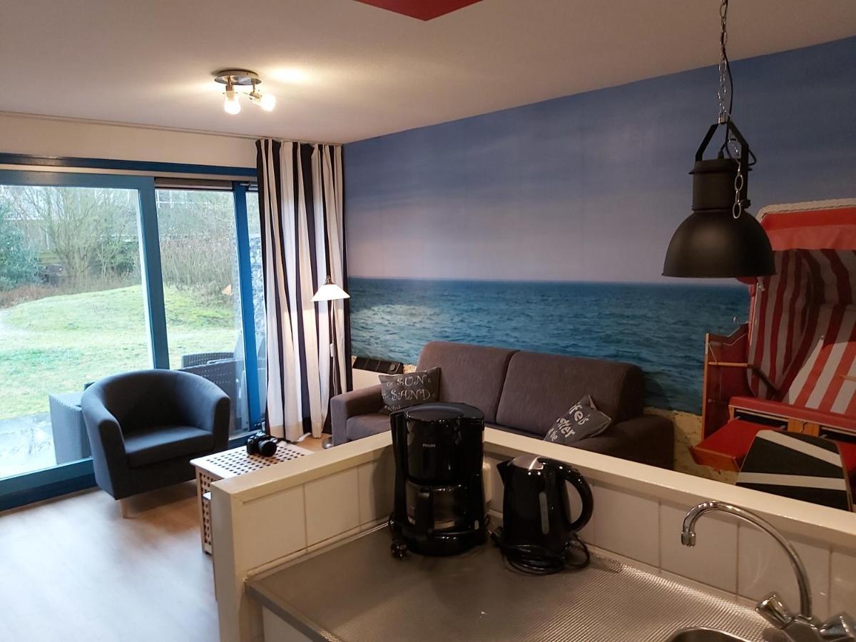 'T Strandhuys En De Vuurtoren, Met Eigen Keuken, Zonnig Terras Nabij Dorp, Duinen En Strand, Incl Verwarmd Binnen Zwembad Холум Екстериор снимка